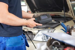 Automobilių diagnostikos įranga