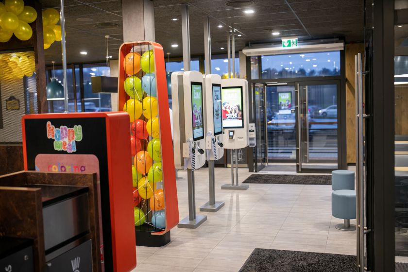 Vilniuje pradėjo veikti jau devintas „McDonald‘s“ restoranas