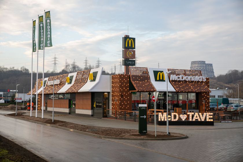 Vilniuje pradėjo veikti jau devintas „McDonald‘s“ restoranas