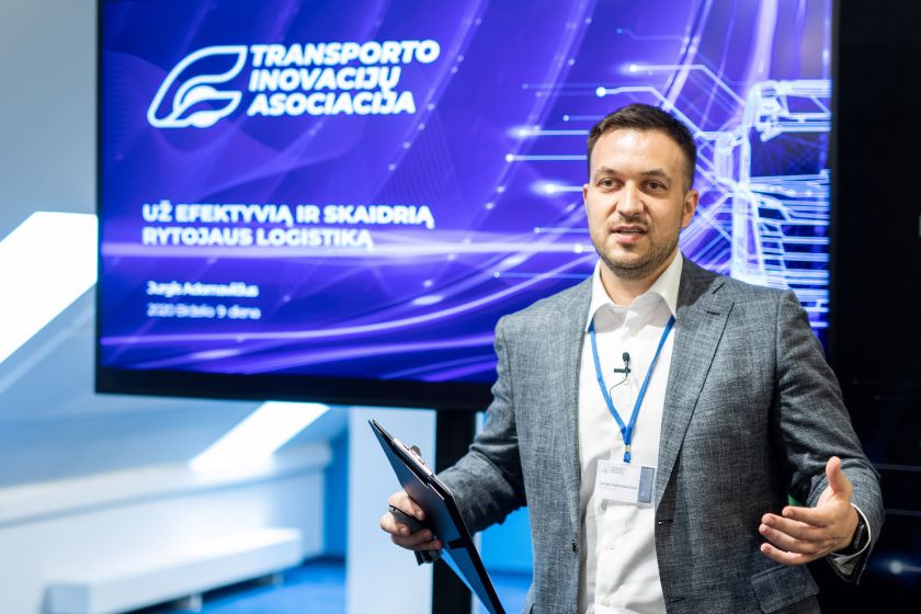 Įsteigta Transporto inovacijų asociacija skaitmenizuos transporto ir logistikos sektorių