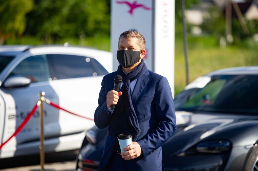 „Circle K“ tinkle – pirmosios galingiausios Lietuvoje elektromobilių įkrovimo stotelės „Ionity“