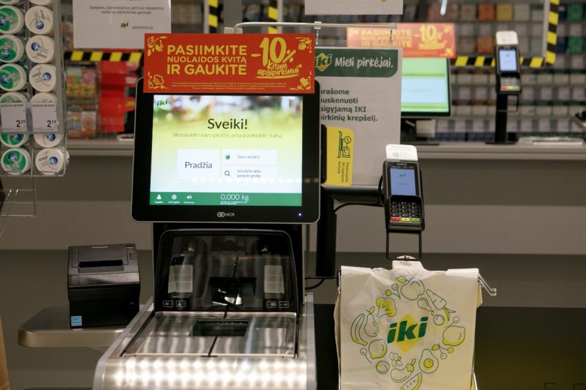 „Iki“ plastiko taršos mažinimui taiko žiedinės ekonomikos principus – visas plastikas perdirbamas