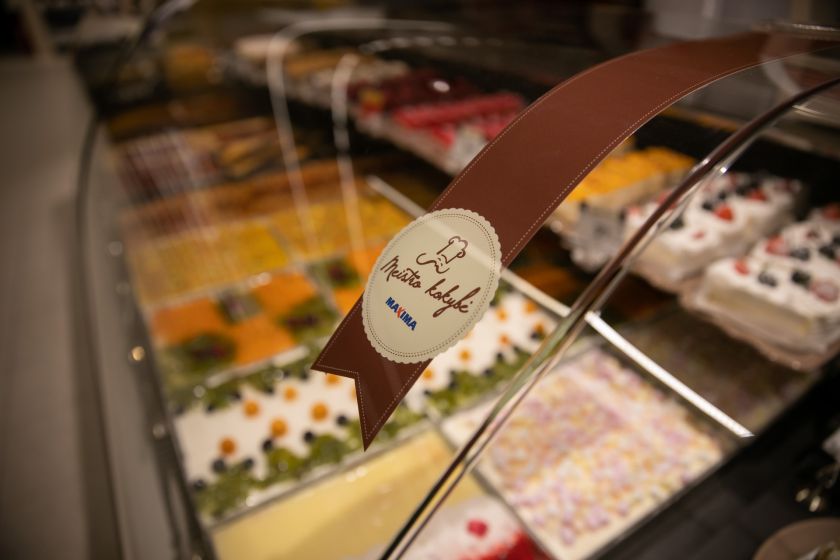 „Maxima“ atsisakė narvuose laikomų vištų kiaušinių visoje „Meistro kokybės“ produkcijoje