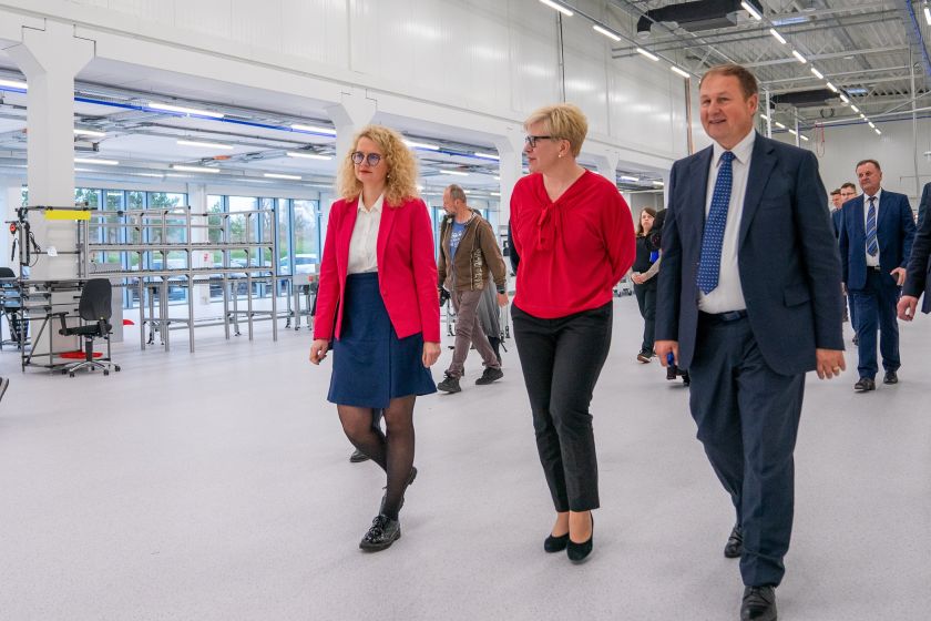 Istorinė diena Molėtams: „Teltonika“ atidarė modernų technologijų centrą