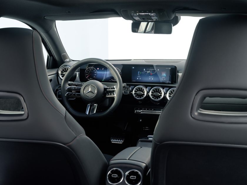 Pradėkime nuo „A“: atnaujintas mažiausias „Mercedes-Benz“ Lietuvoje pasirodys kitų metų pradžioje