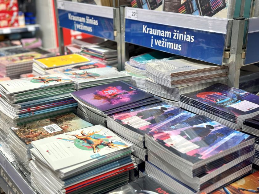 
Pasiruošimas artėjantiems mokslo metams: kiek šiemet kainuoja bazinis mokyklinių prekių krepšelis?                