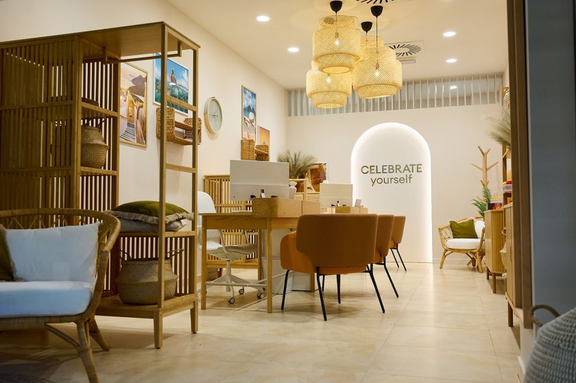 
Join UP! Baltic atidaro pirmąją kelionių parduotuvę Vilniuje prekybos centre „Ozas“                