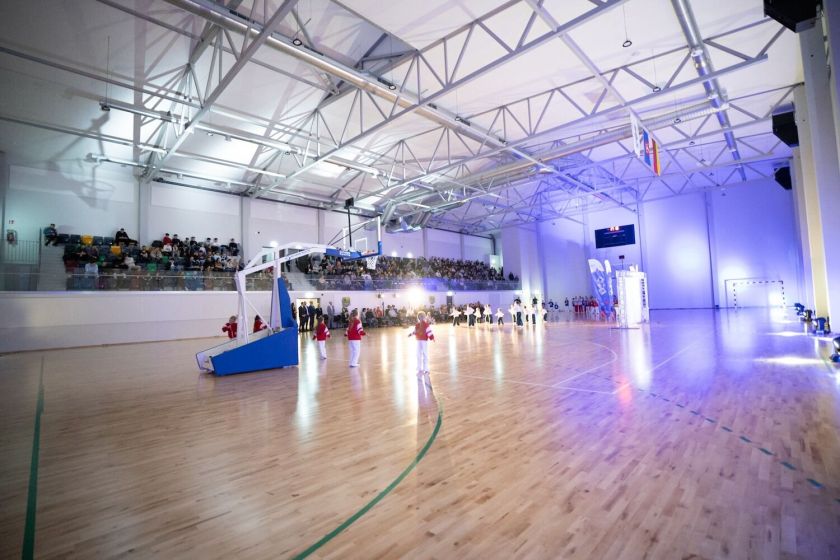 Trakuose atidaryta pirmoji daugiafuznkcė sporto salė: bendra projekto vertė – daugiau nei 5 mln. eurų