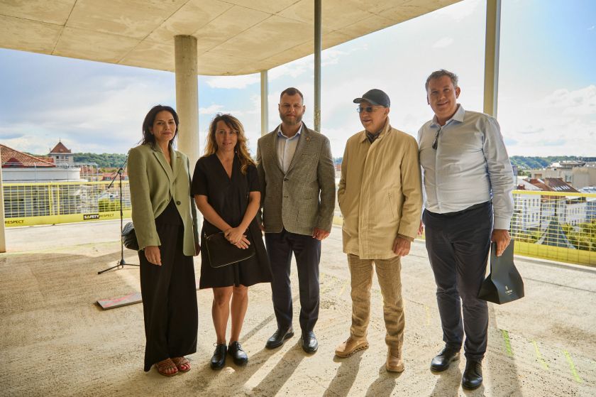 Legendinio Kauno „Merkurijaus“ vietoje baigtas pirmasis daugiafunkcio komplekso statybų etapas