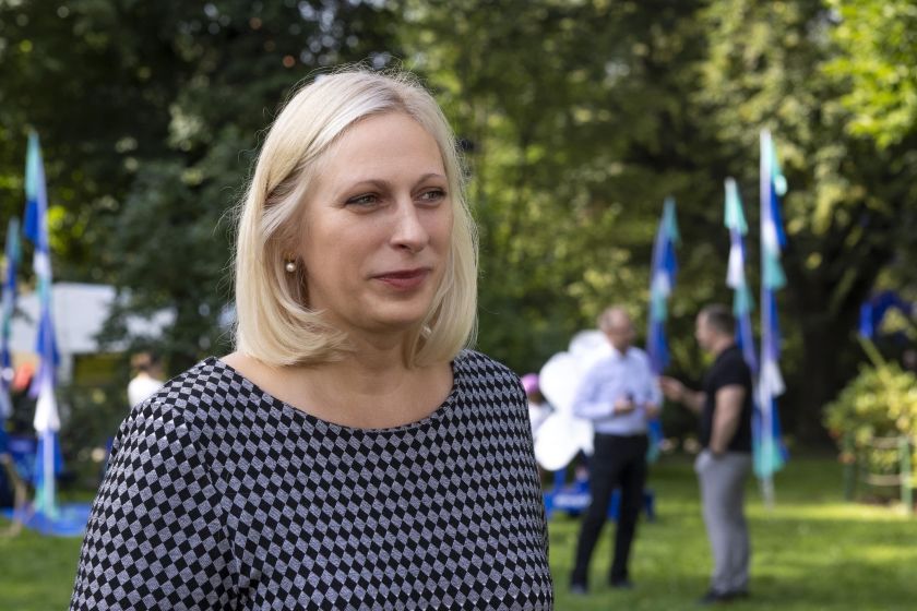 Akademinės etikos ir procedūrų kontrolieriaus tarnyba: atsakomybė už dirbtinį intelektą tenka žmogui