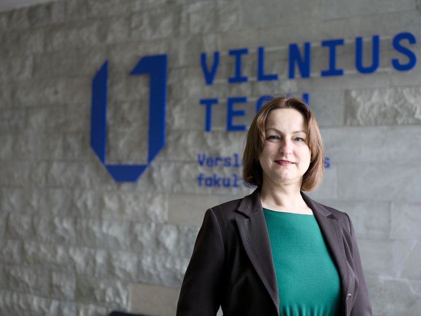 Finansinė realybė palikus tėvų namus: ką turi žinoti kiekvienas pirmakursis?