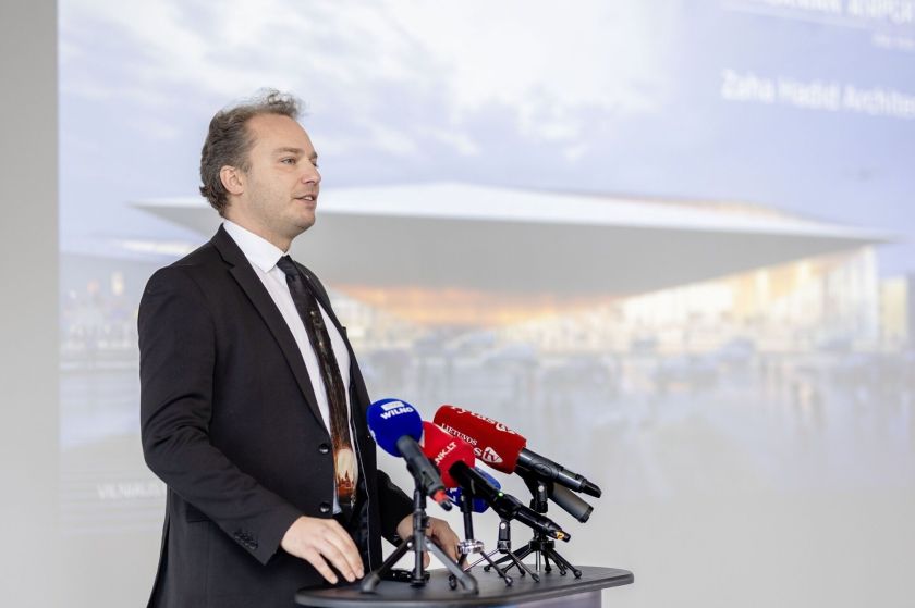 Lietuvos oro uostai pasirašė sutartį su „Zaha Hadid Architects“: prasideda naujo Vilniaus oro uosto atvykimo terminalo projektavimas
